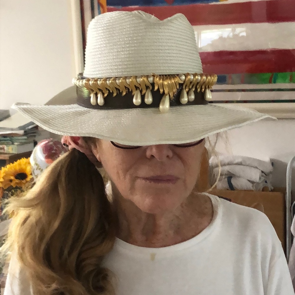 J hat. Good pre-love/preworn